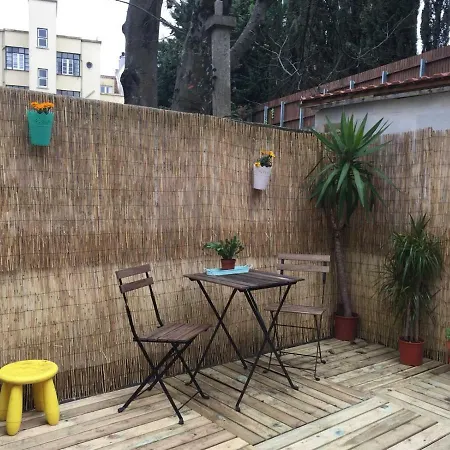 Cozy One Bedroom + Patio Garden Апартаменты